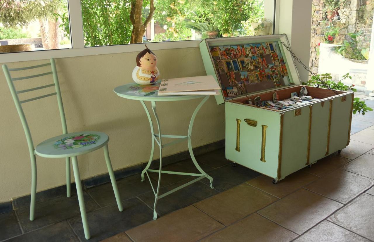 リアパデス Corfu Pearlアパートホテル エクステリア 写真